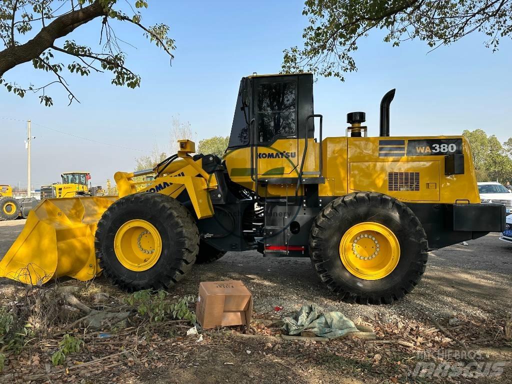 Komatsu WA 380 Pás carregadoras de rodas