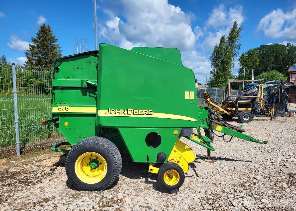 John Deere 578 Enfardadeira de rolos
