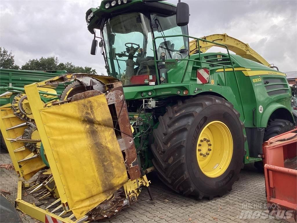John Deere 8300 Forrageiras auto-propulsionadas