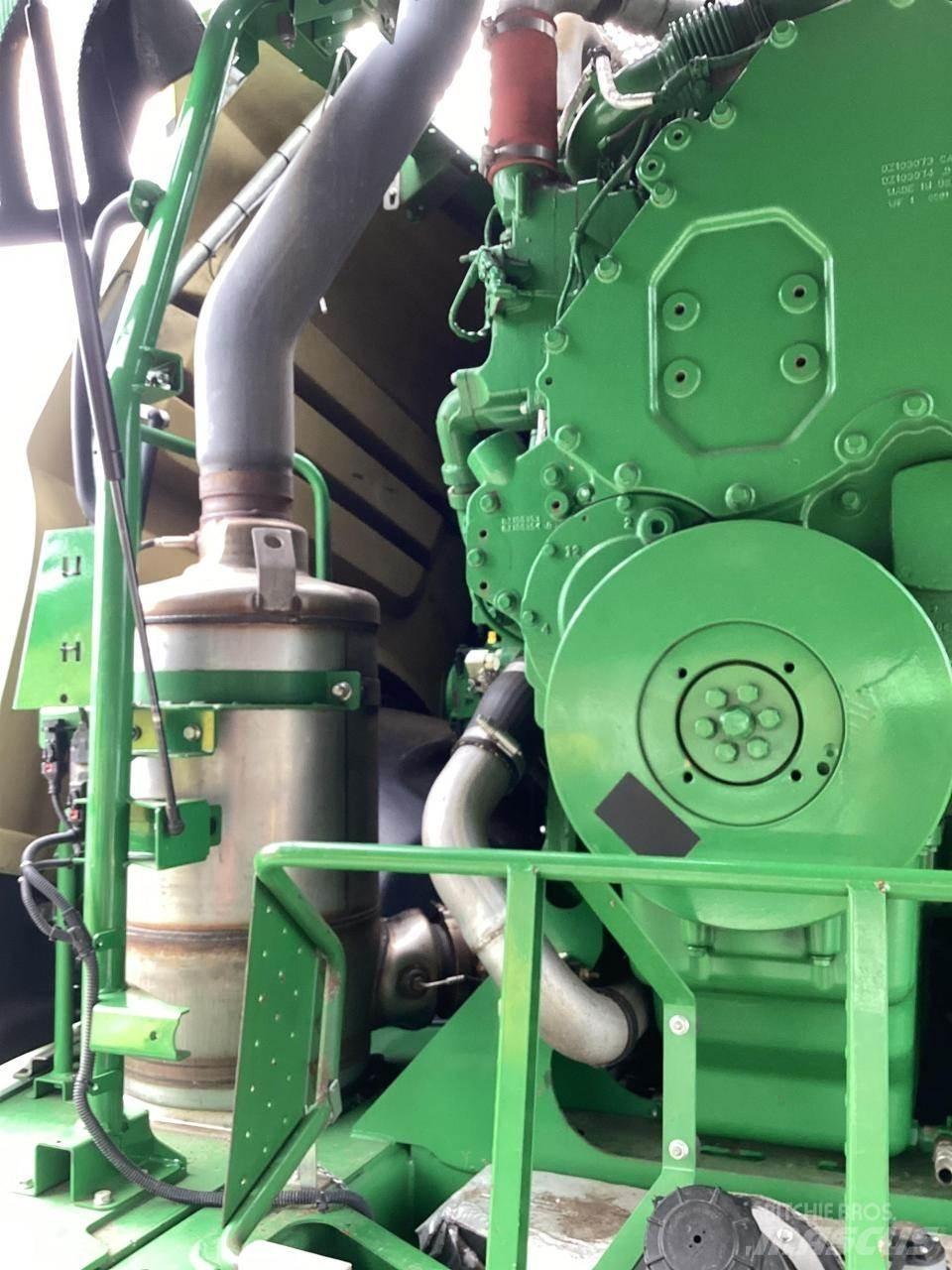 John Deere 8300 Forrageiras auto-propulsionadas