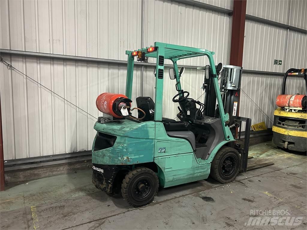 Mitsubishi FG25NT Empilhadores a gás