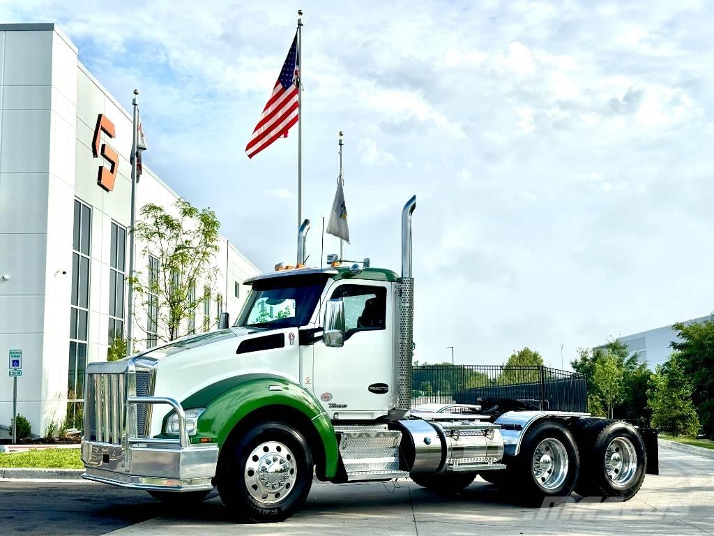 Kenworth T 880 Tractores (camiões)