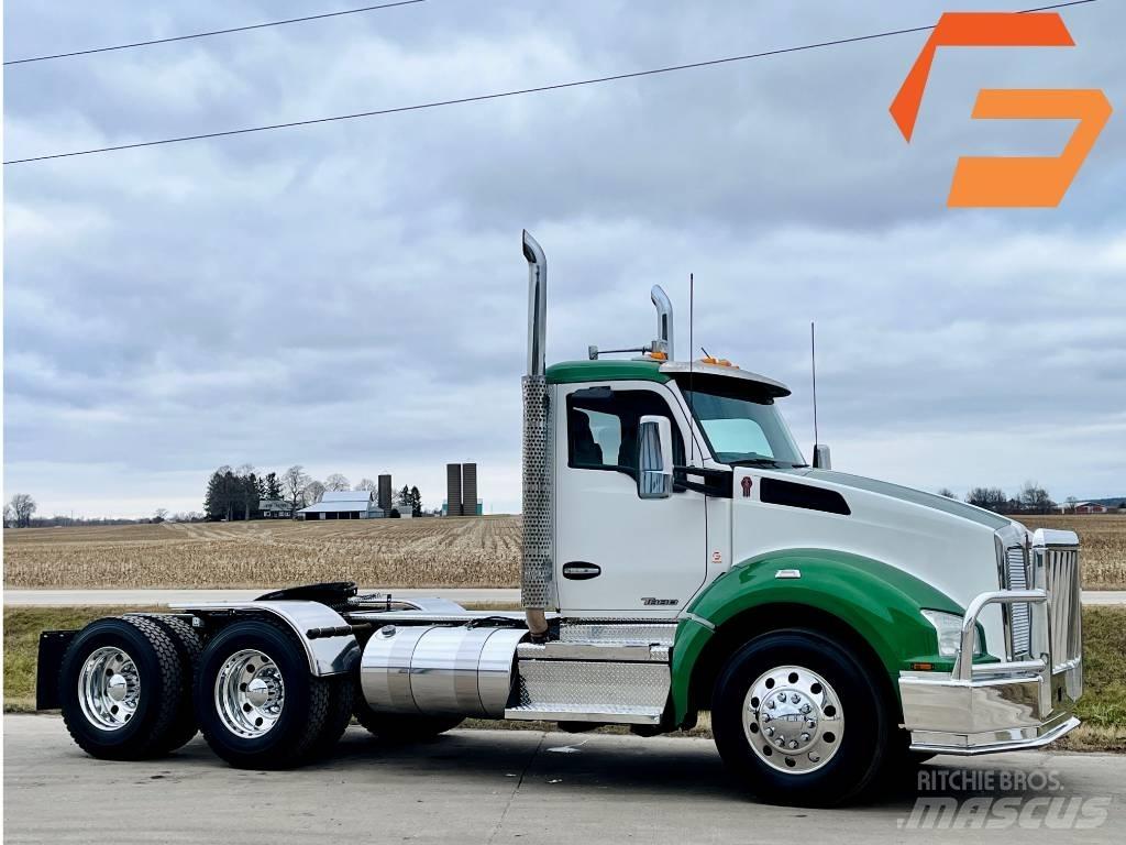 Kenworth T 880 Tractores (camiões)