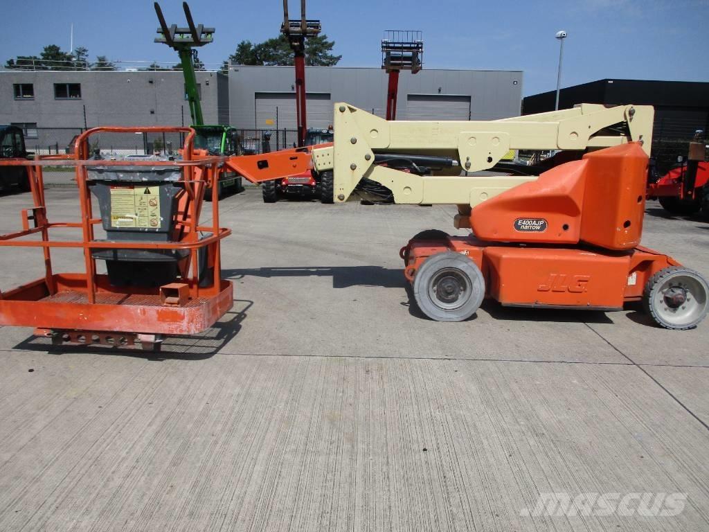 JLG E400AJPN (687) Plataformas de braço compactas auto-propulsão