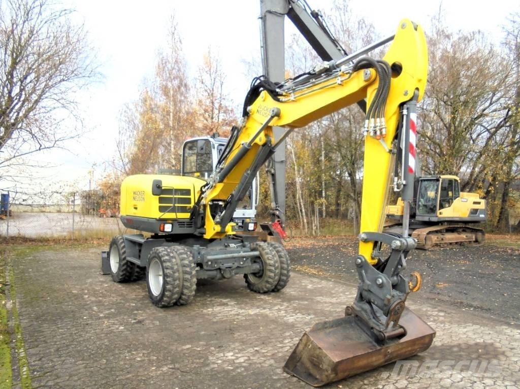Wacker Neuson EW 100 Escavadoras de rodas