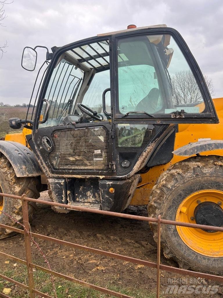 JCB 535-95 Escavadoras de rastos