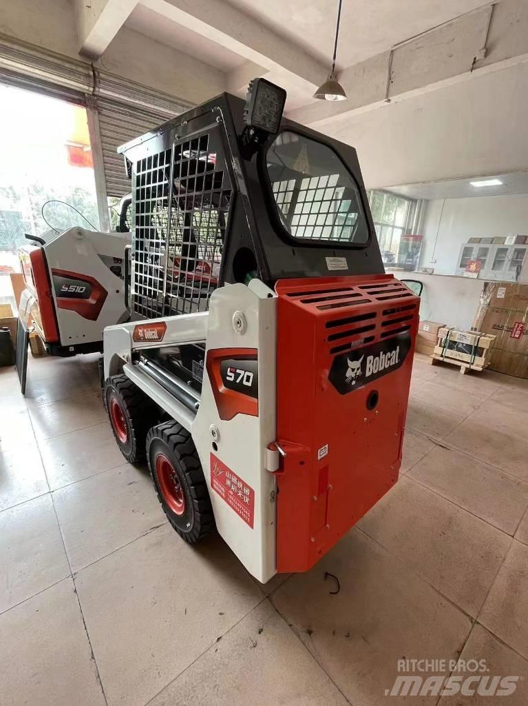 Bobcat S 70 Carregadoras de direcção deslizante