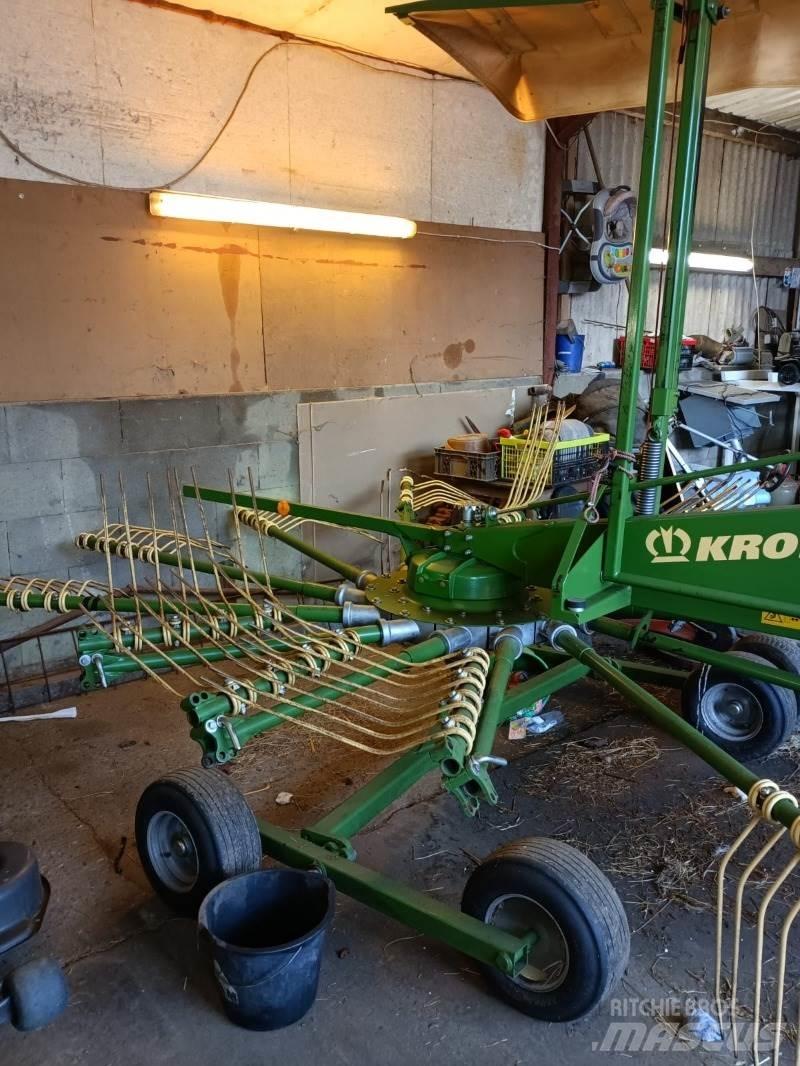 Krone Swadro 46 Encordoadores de Feno