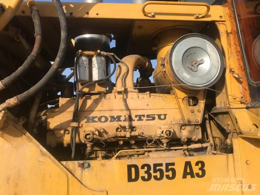 Komatsu D355A-3 Dozers - Tratores rastos