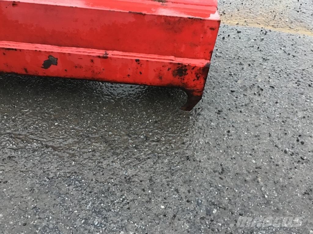 Evi Giljotiinikoura Garras