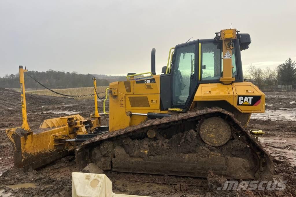 CAT D 6 N LGP Dozers - Tratores rastos