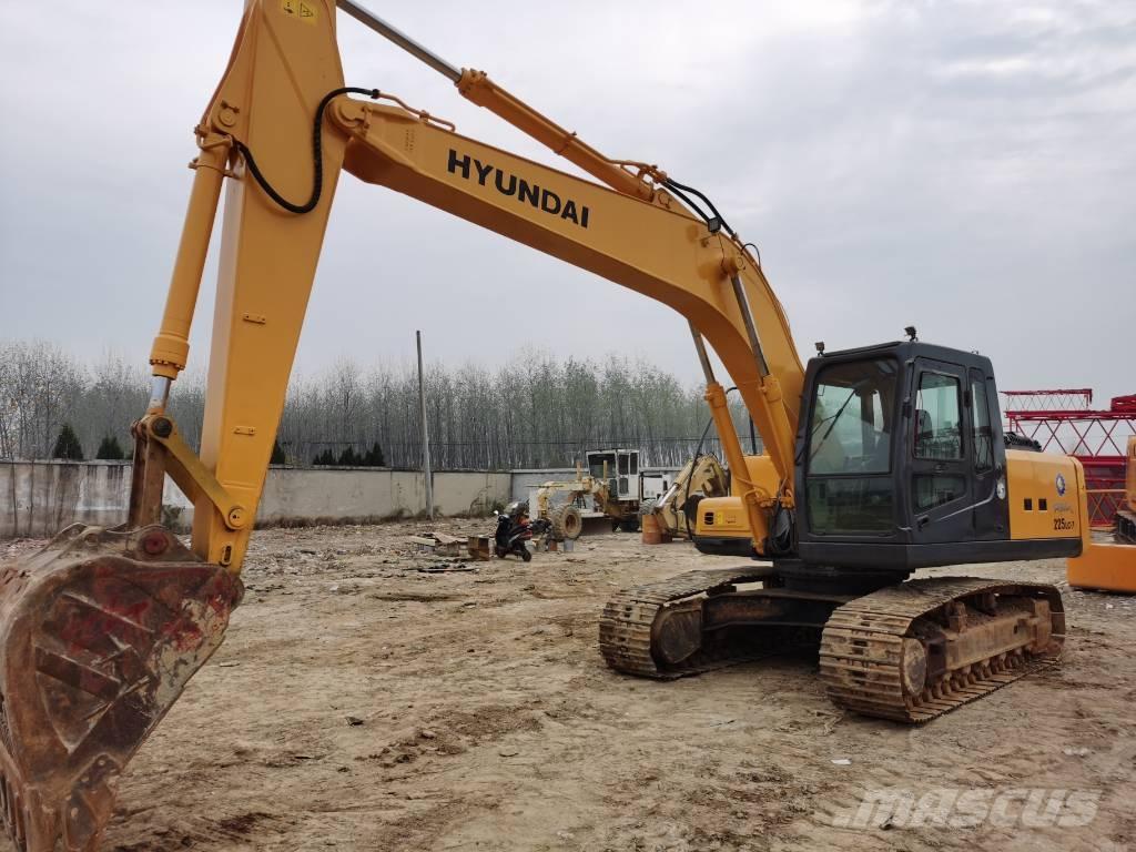 Hyundai R225LC-7 Escavadoras de rastos