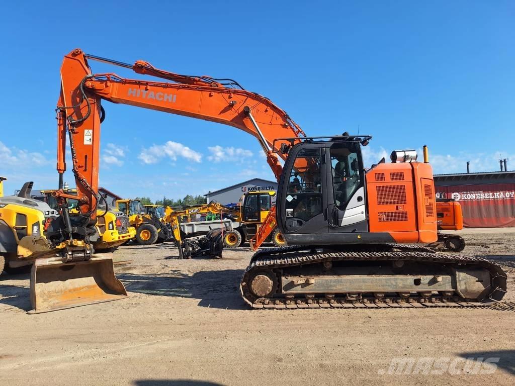 Hitachi ZX225USLC-5 Escavadoras de rastos