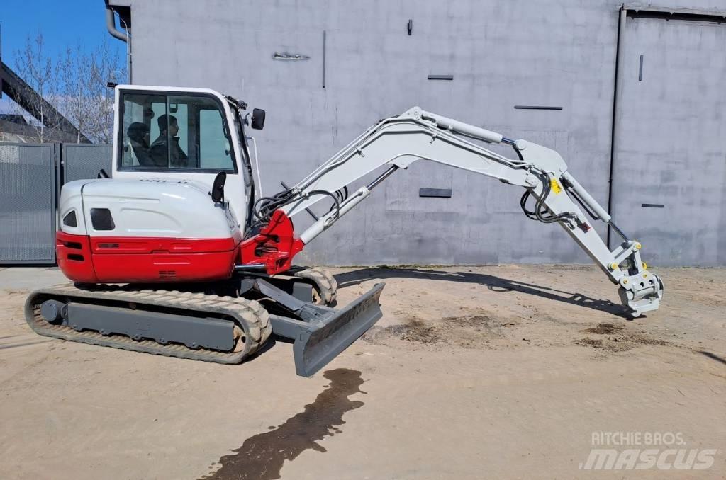 Takeuchi TB260 Mini Escavadoras <7t
