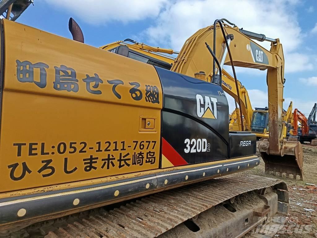 CAT CAT320D2 Escavadoras Midi 7t - 12t