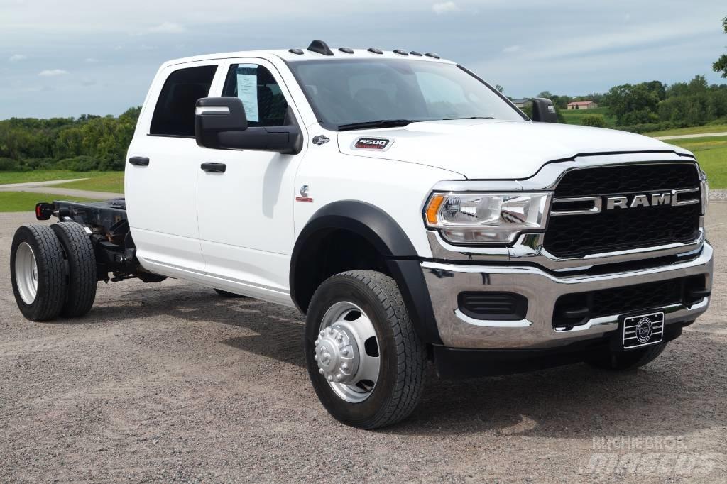 RAM 5500 TRADESMAN Camiões de chassis e cabine