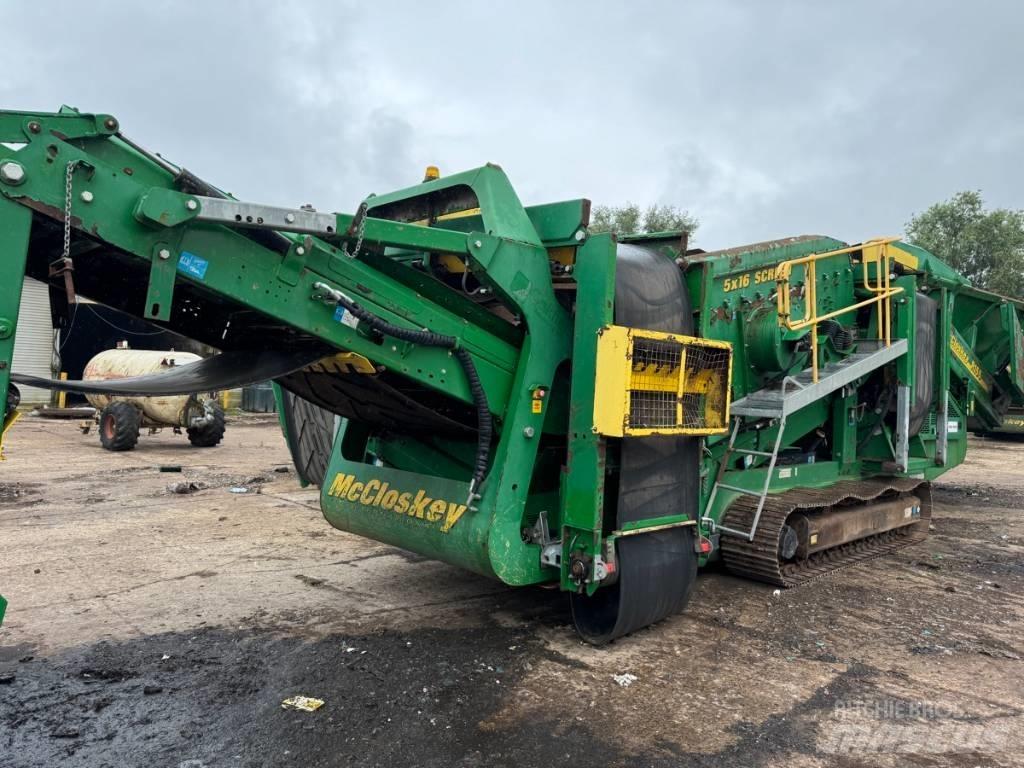 McCloskey R155 Crivos móveis