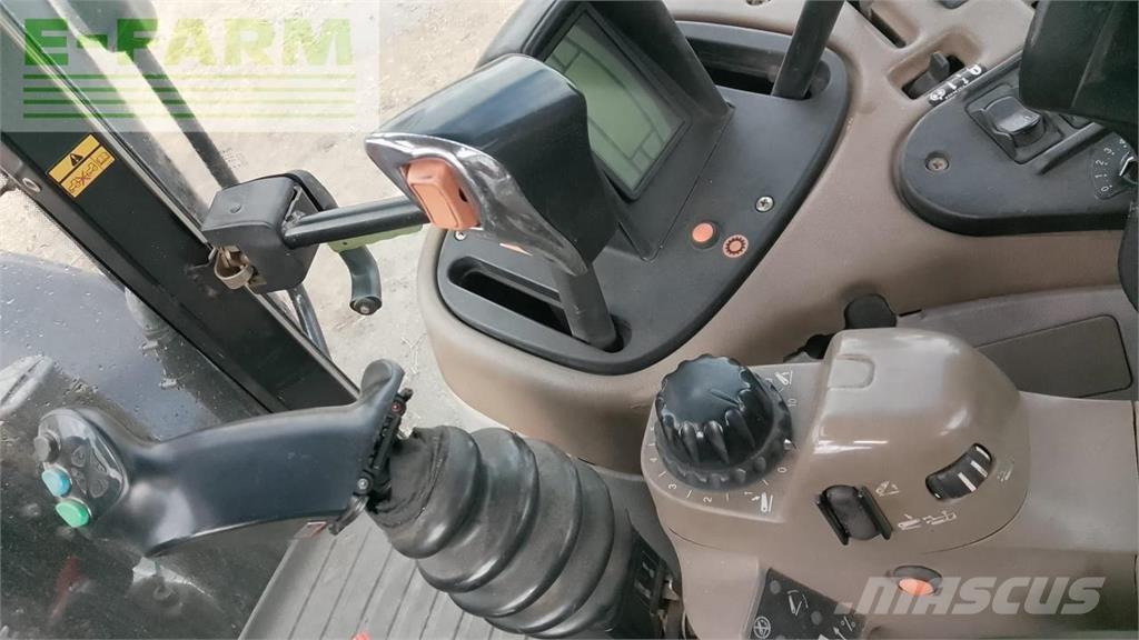 Case IH MXU 135 Tratores Agrícolas usados