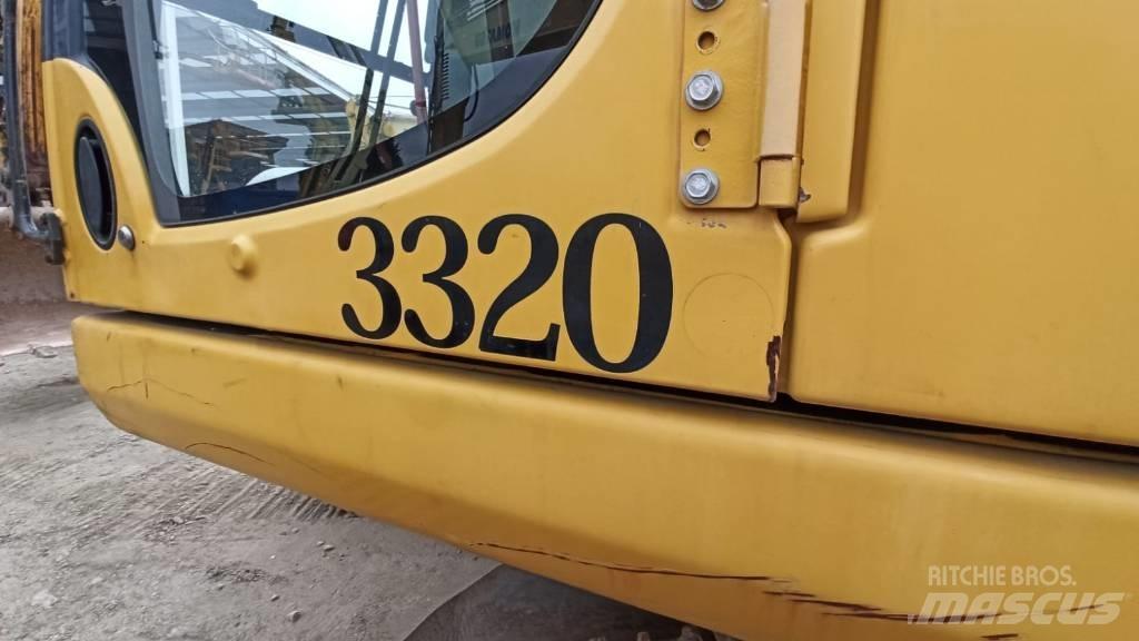 Komatsu PC240NLC-8 Escavadoras de rastos
