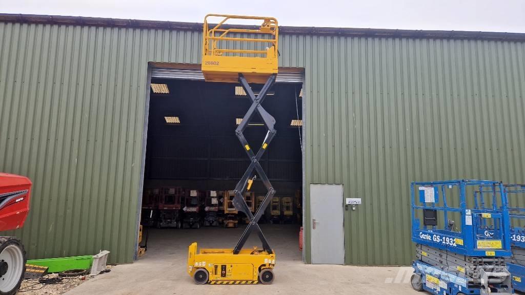 JCB S 1530 E Elevadores de tesoura