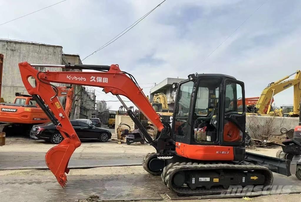 Kubota 163 Escavadoras de rastos