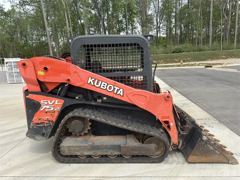 Kubota SVL 75-2 Carregadoras de direcção deslizante
