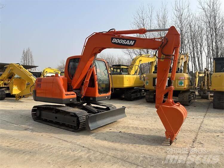 Doosan DX75 Mini Escavadoras <7t