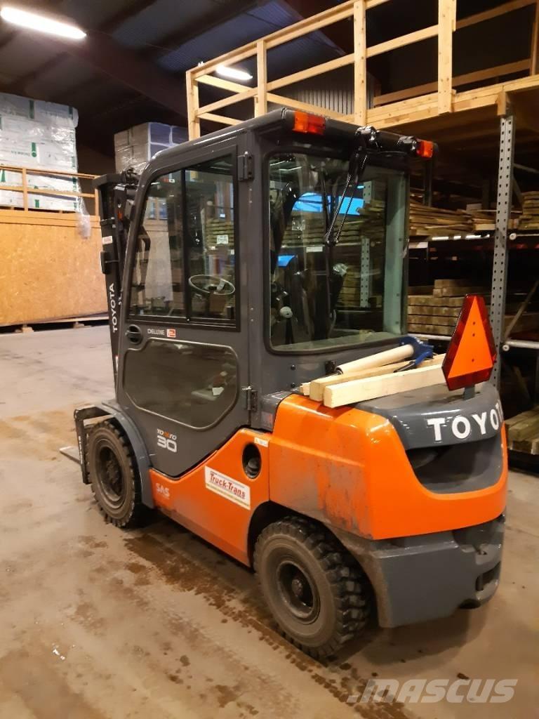 Toyota 02-8FDF30 Empilhadores Diesel
