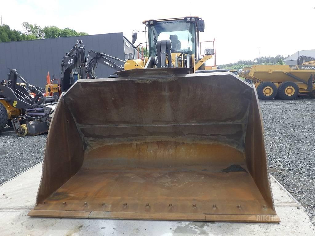 Volvo L 220 H Pás carregadoras de rodas