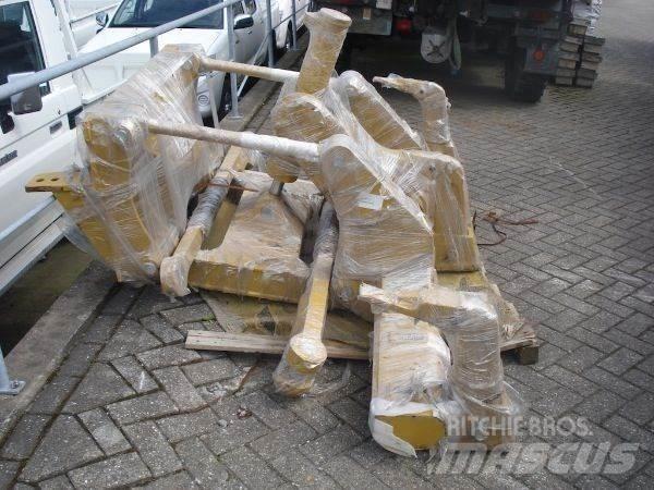CAT 140M/160M Ripper Construção - Outros
