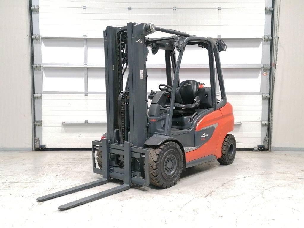Linde H30T-01 Empilhadores a gás