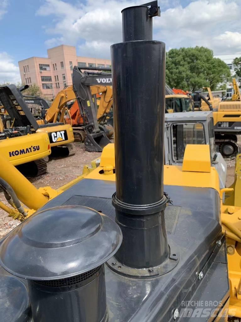 Shantui SD 32 Dozers - Tratores rastos