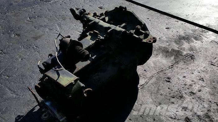  Transmission AKG4 Transportes - Outros
