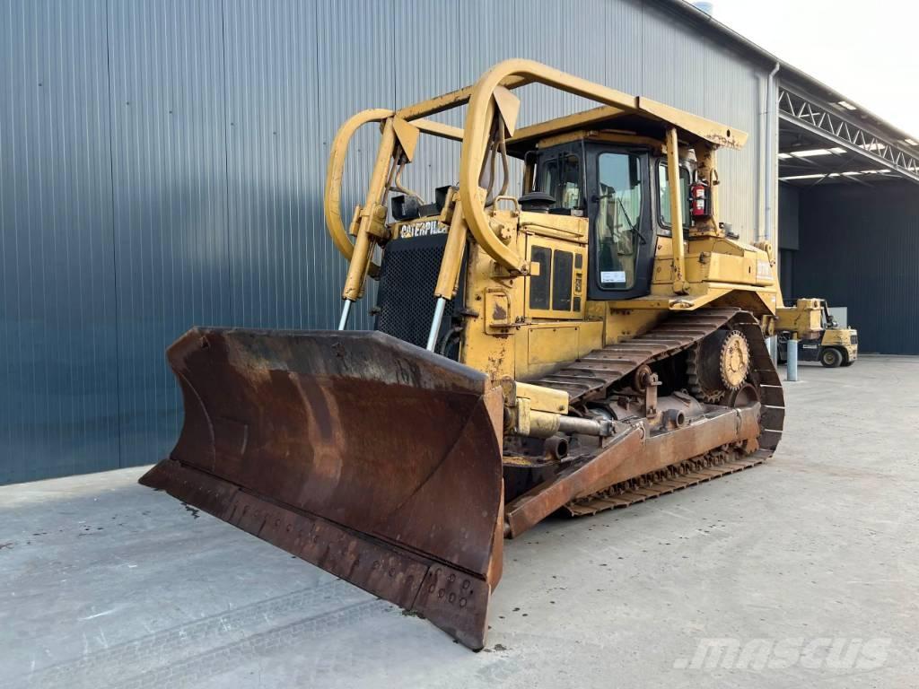 CAT D7H Dozers - Tratores rastos