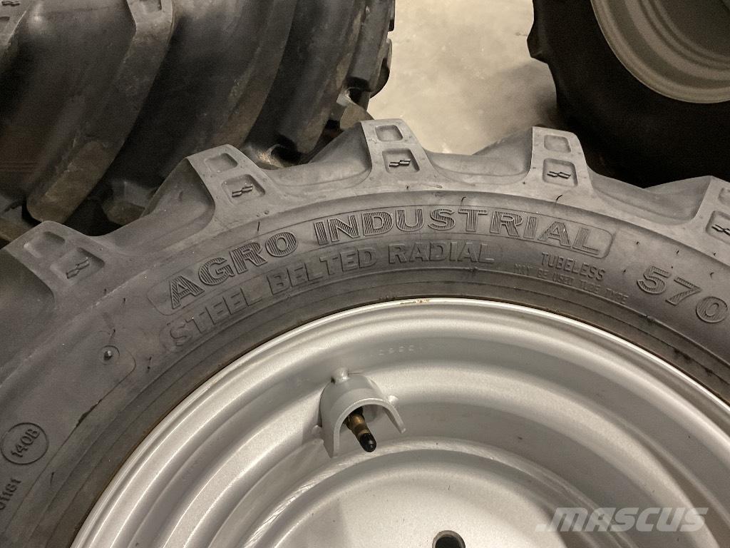 Alliance 425/55R-17 Pneus Agrícolas