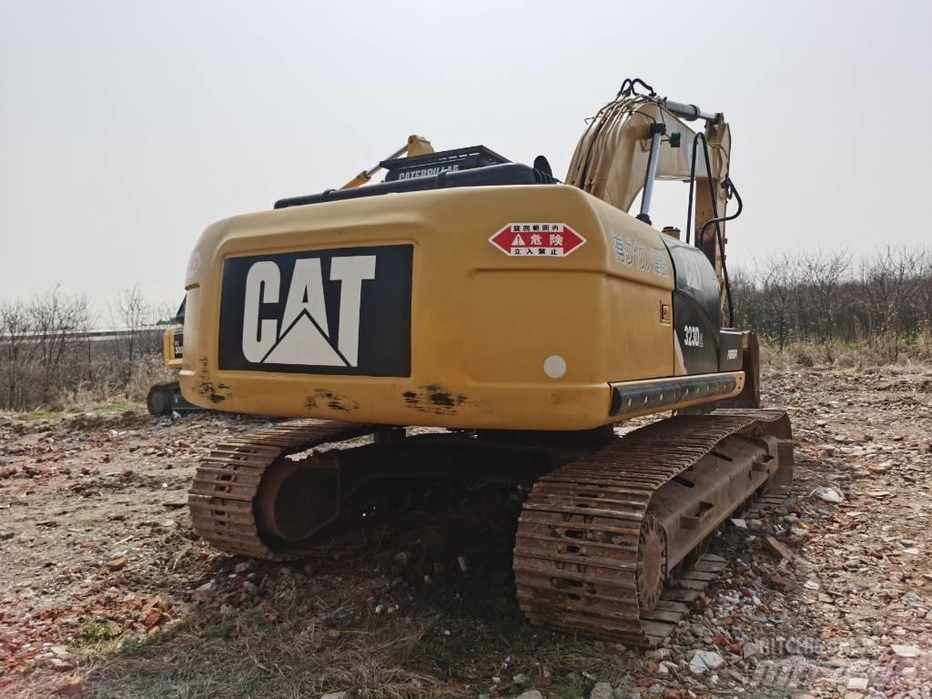 CAT 323 D L Escavadoras de rastos