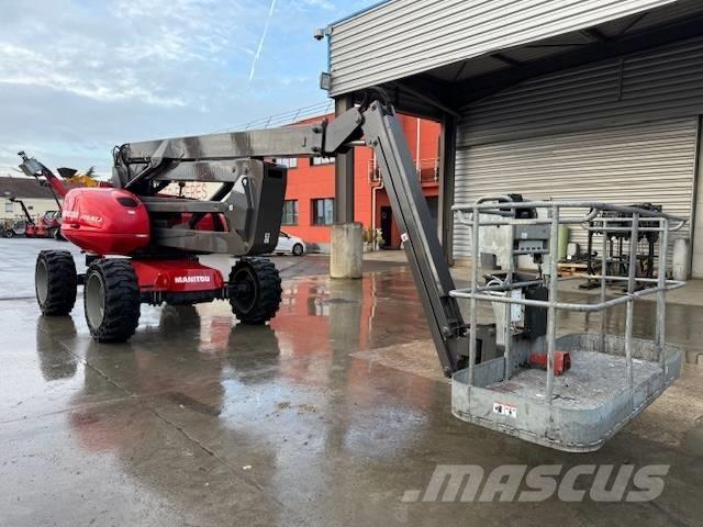 Manitou 200 ATJ Elevadores braços articulados
