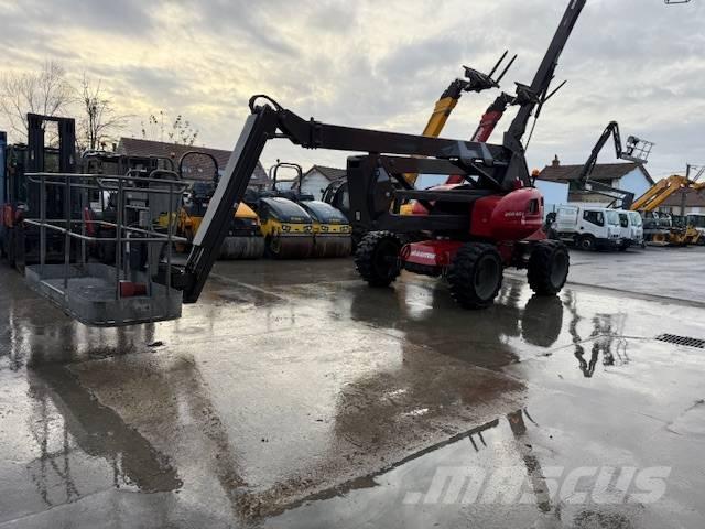 Manitou 200 ATJ Elevadores braços articulados