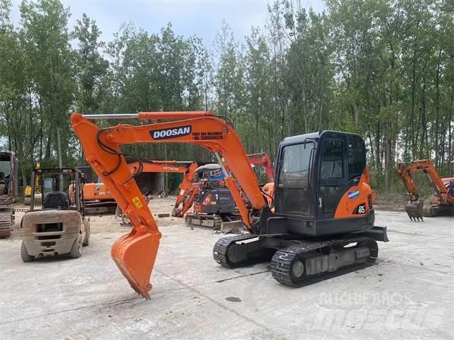 Doosan DX60 Mini Escavadoras <7t