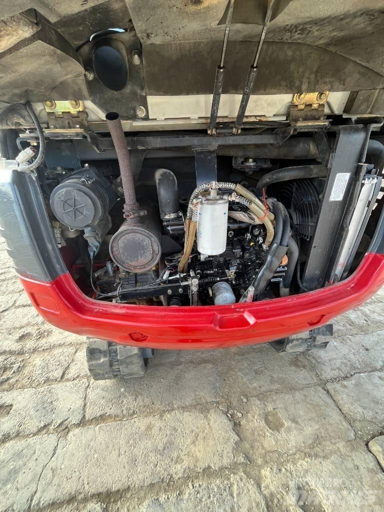 Takeuchi TB228 Mini Escavadoras <7t