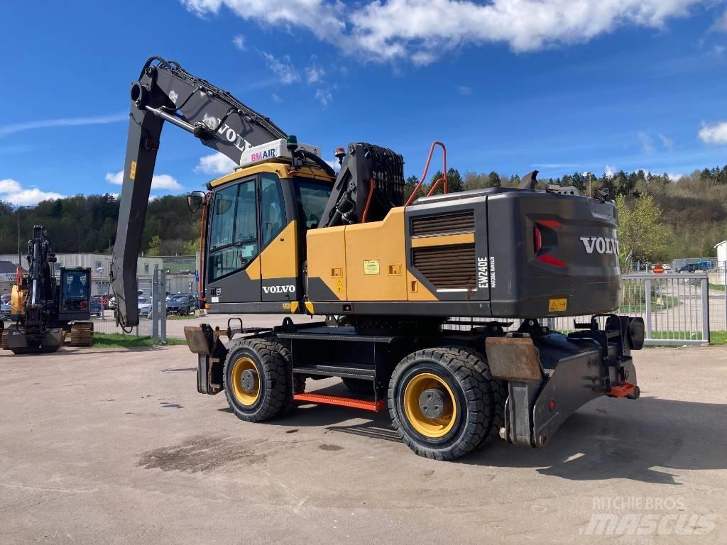 Volvo EW 240 E MH Manipuladores de resíduos / indústria