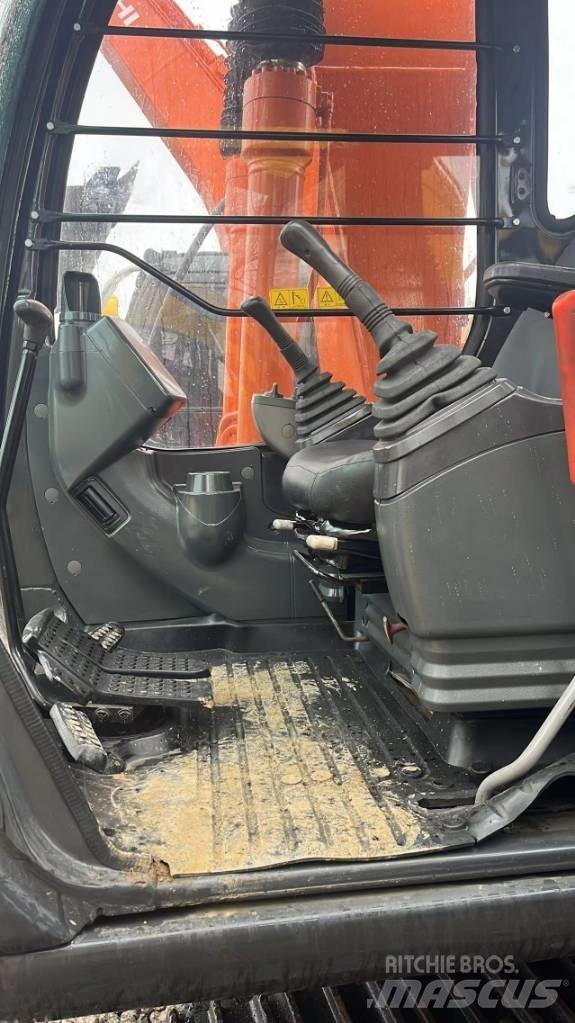 Hitachi ZX120 Escavadoras de rastos
