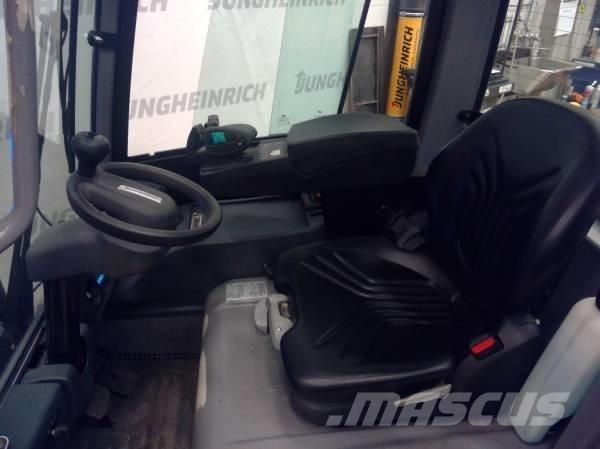 Jungheinrich EFG 215 Empilhadores eléctricos