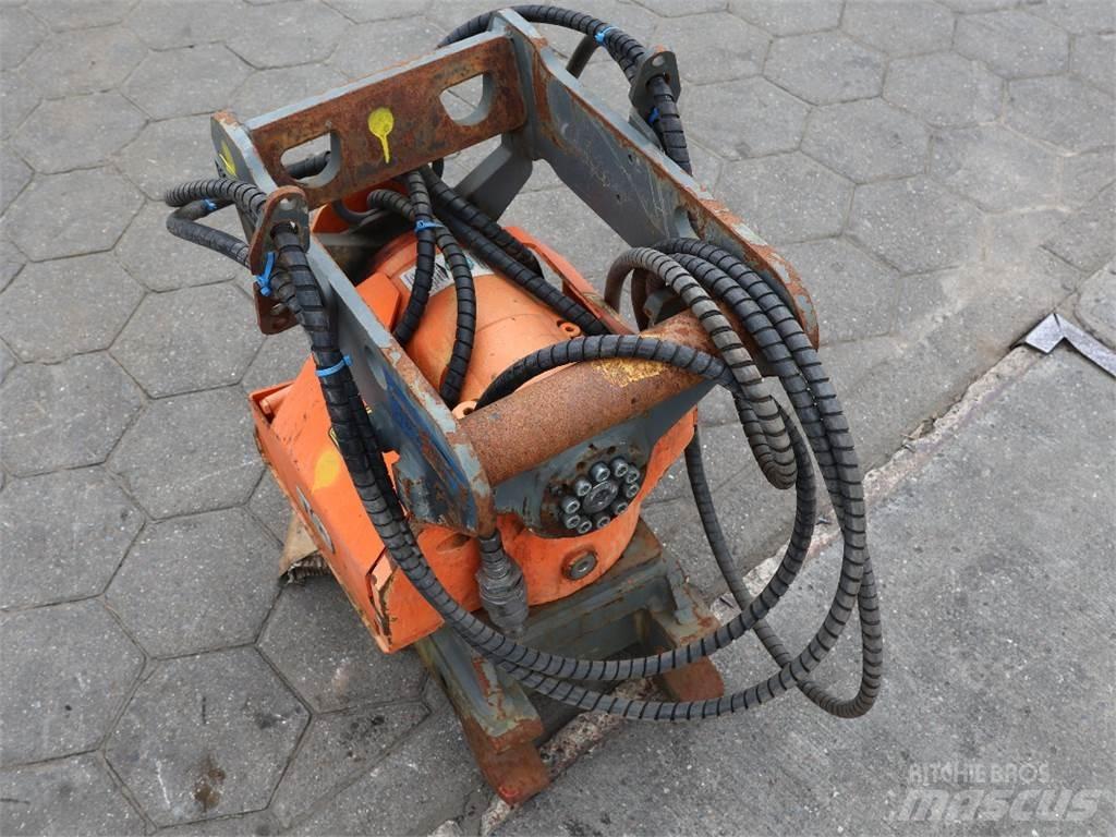  TILT ROTATOR TR07 Conectores