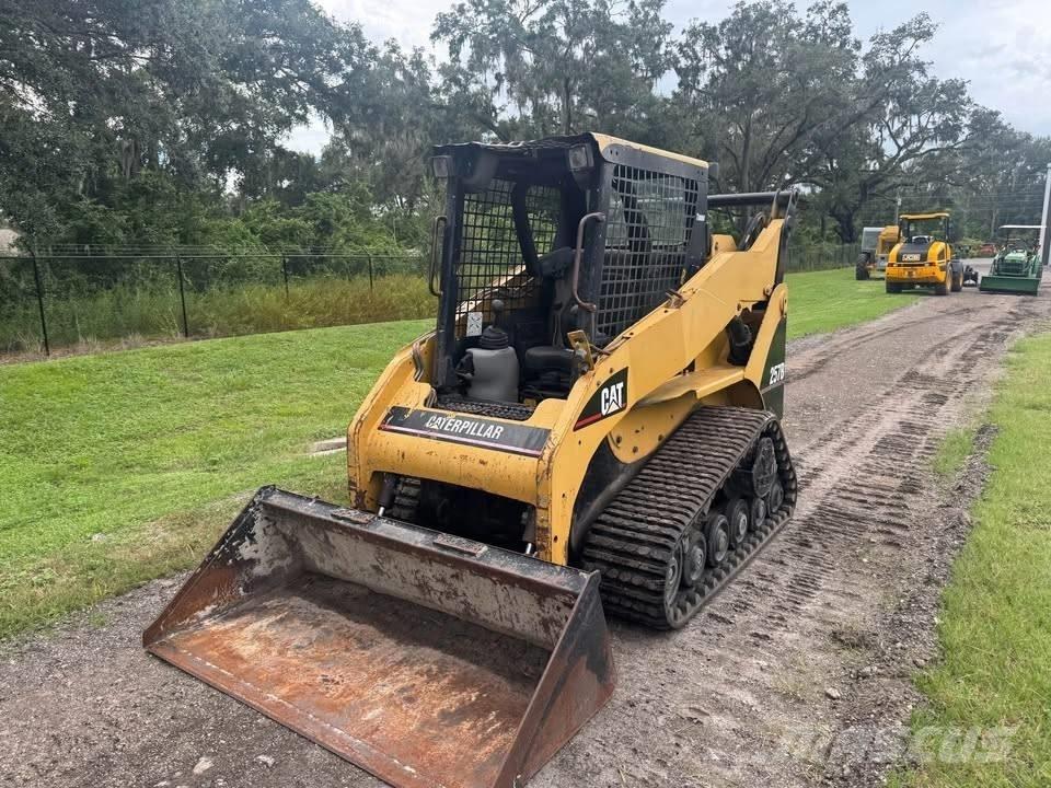 CAT 257B Carregadoras de direcção deslizante