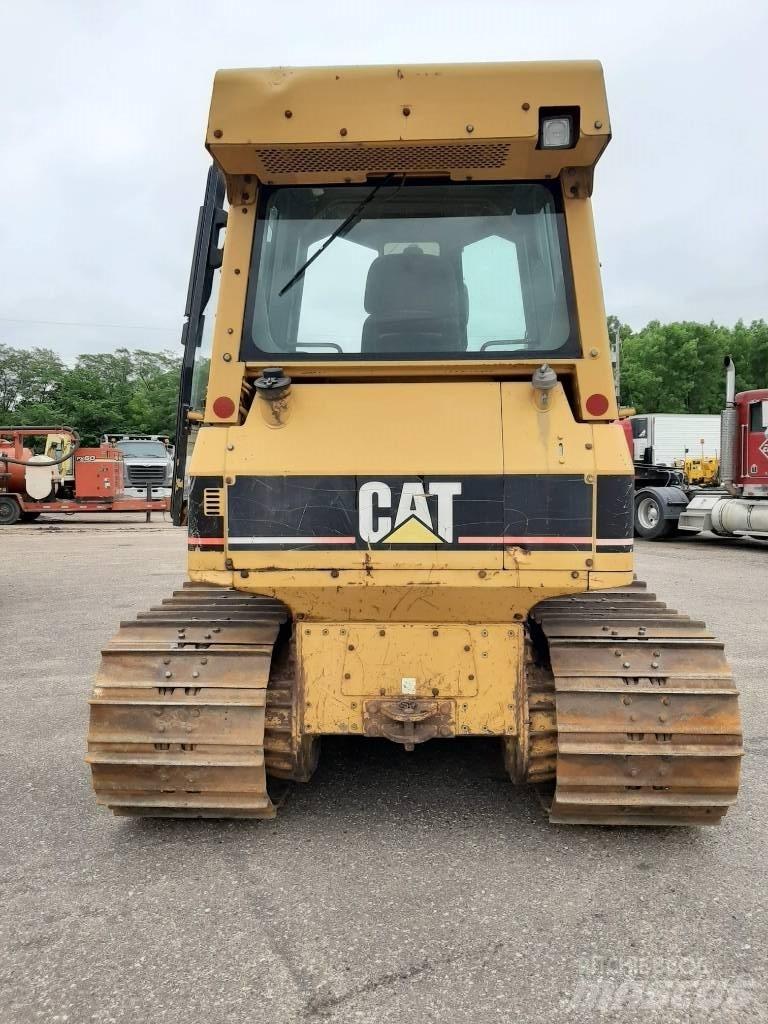 CAT D5GLGP Dozers - Tratores rastos