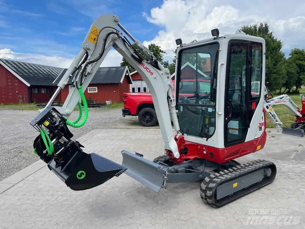 Takeuchi TB320 Mini Escavadoras <7t