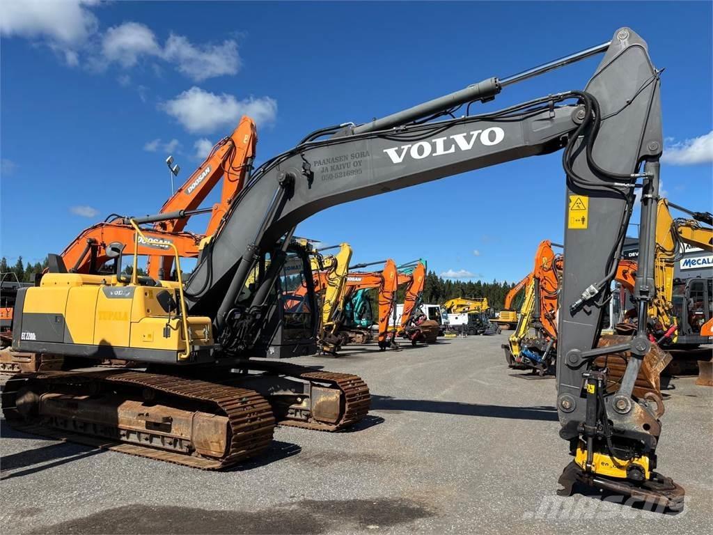 Volvo EC220DL Escavadoras de rastos