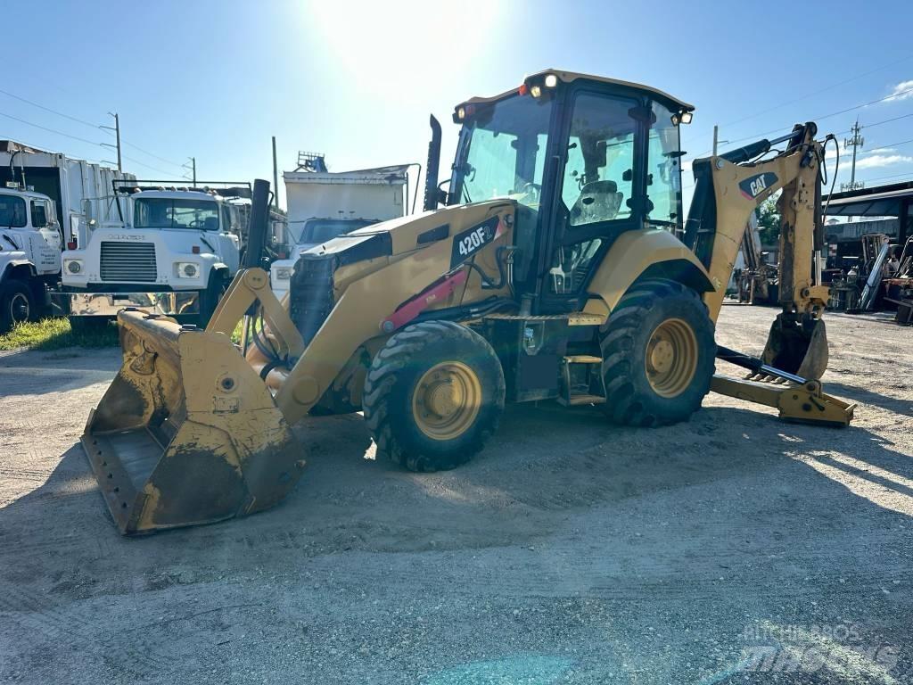 CAT 420F2 Retroescavadoras