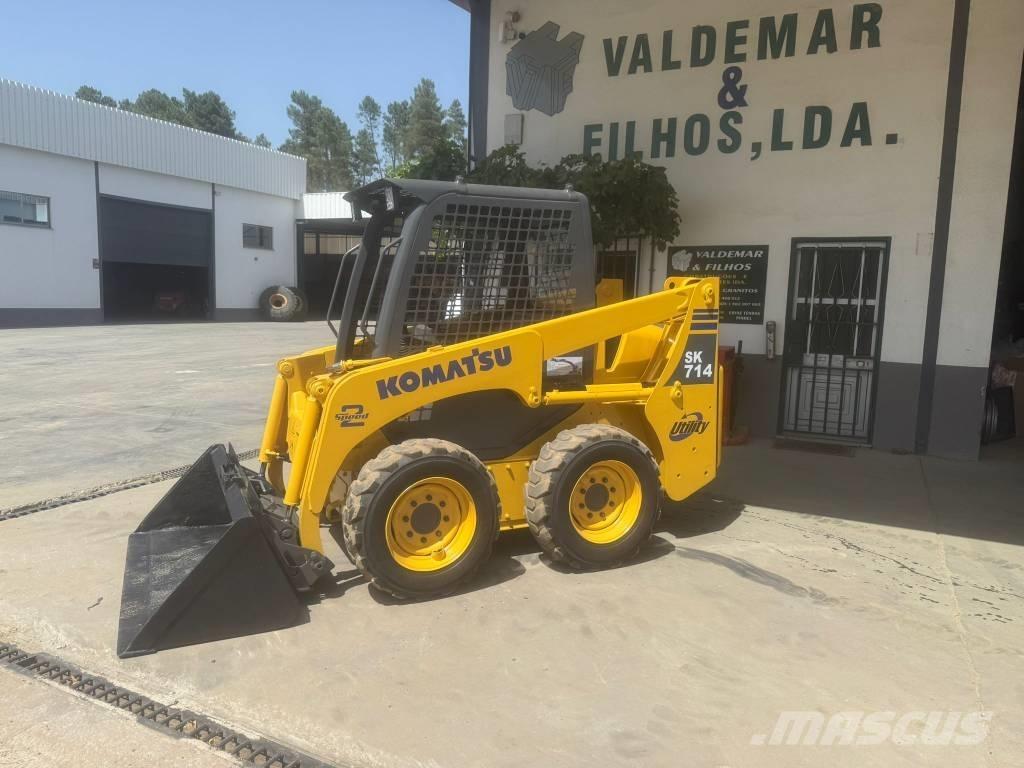 Komatsu SK 714 Carregadoras de direcção deslizante